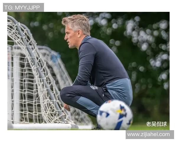 英冠足球明星阵容揭晓球迷期待新赛季精彩对决与传奇表现