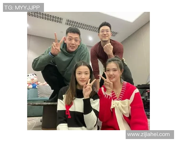 足球明星与彝族女友甜蜜瞬间曝光引发网友热议与关注 足球明星与彝族女友甜蜜瞬间曝光引发网友热议与关注